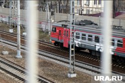 Задерживаются 14 поездов из-за падения частей БПЛА