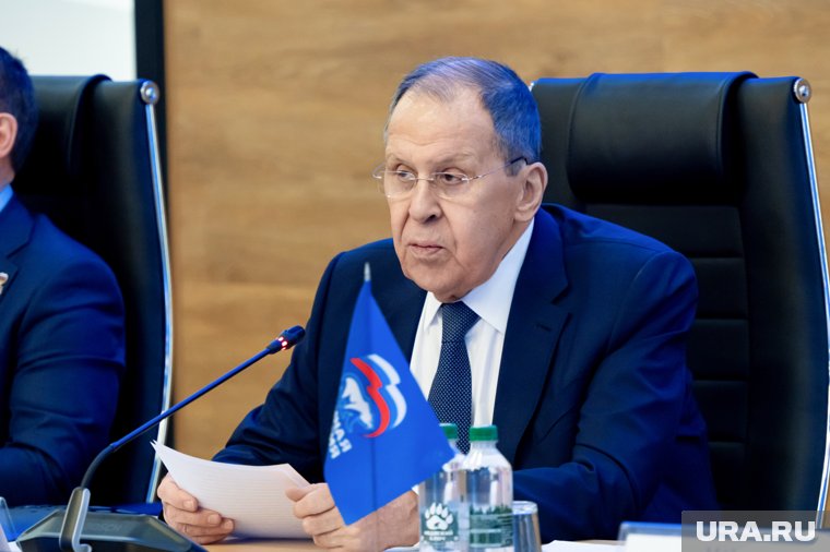 Лавров провел совместную пресс-конференцию с Рыженковым