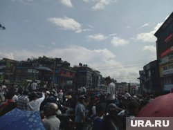 В Непале проходят протесты после запрета мессенджеров и соцсетей