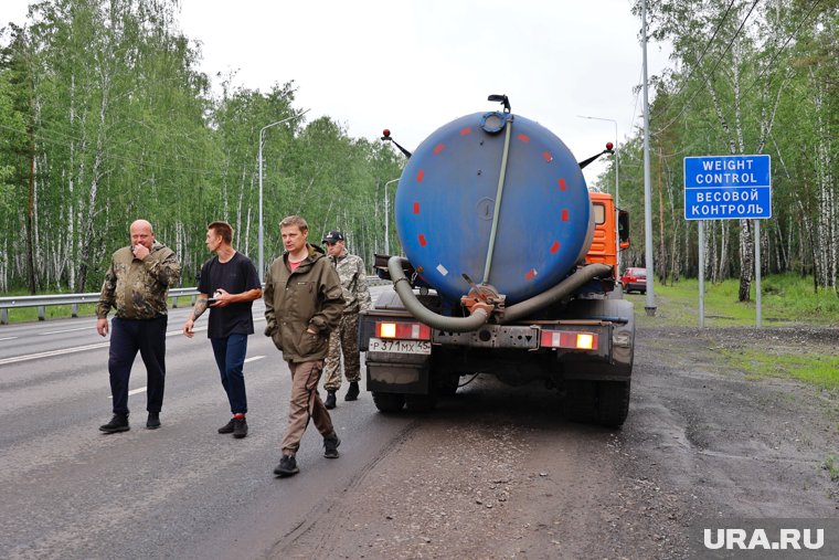 В Кургане 10 июня водители грузовиков вышли на несанкционированный митинг