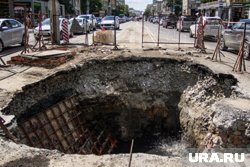 Асфальт ушел из-под ног у жительницы ЯНАО (фото из архива)