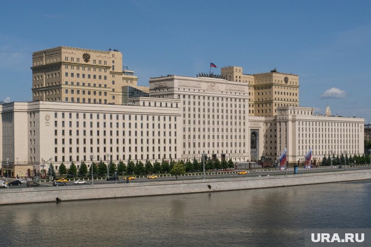 Минобороны РФ потребовало взыскать с Попова, Шестерова и Ахмедова 18 млн рублей