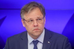 Украина переходит границы из-за «международной дипломатической крыши», сказал Мирошник