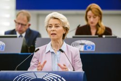 Урсула фон дер Ляйен заявила, что ЕС продолжит оказывать давление на РФ