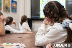 В школах шести регионов РФ готовят эксперимент по оценкам за поведение