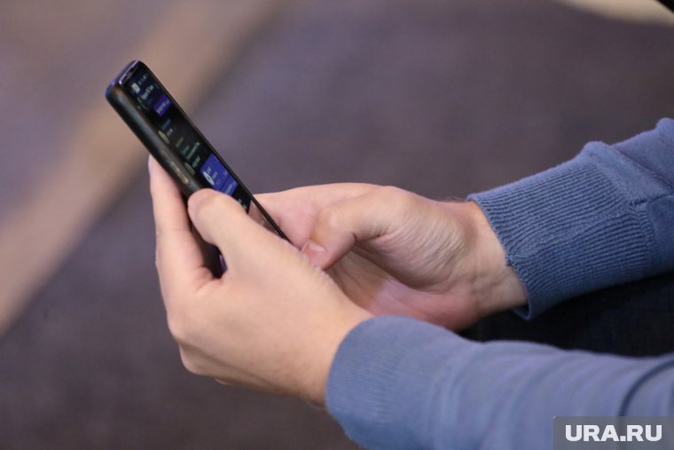 Эксперт посоветовал не выкладывать в соцсетях информацию о поездке