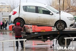 Машину водителя эвакуировали на стоянку