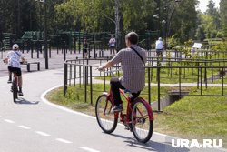 В Кургане пешеходы пожаловались на велосипедистов в экопарке из-за быстрой езды