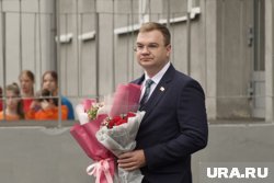 Мэр побывал на выпускном своей дочери