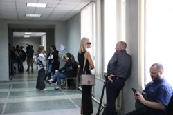 Редактора URA.RU Дениса Аллаярова обвиняют в передаче своему дяде «взятки» в 20 тысяч рублей