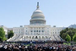 Трамп не может наладить отношения с РФ из-за давления республиканцев и демократов 