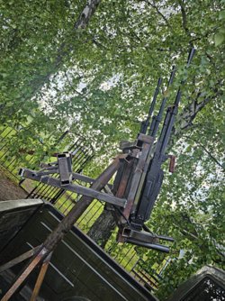 Самодельное зенитное устройство российских бойцов