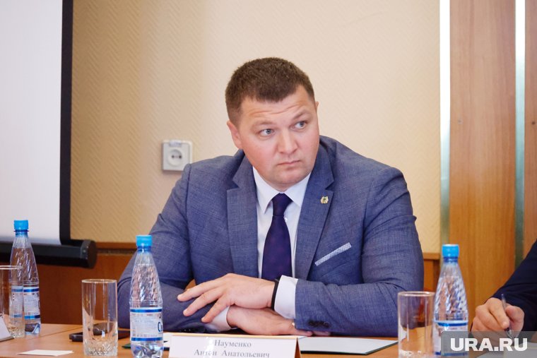 Науменко пообещал отремонтировать дороги 