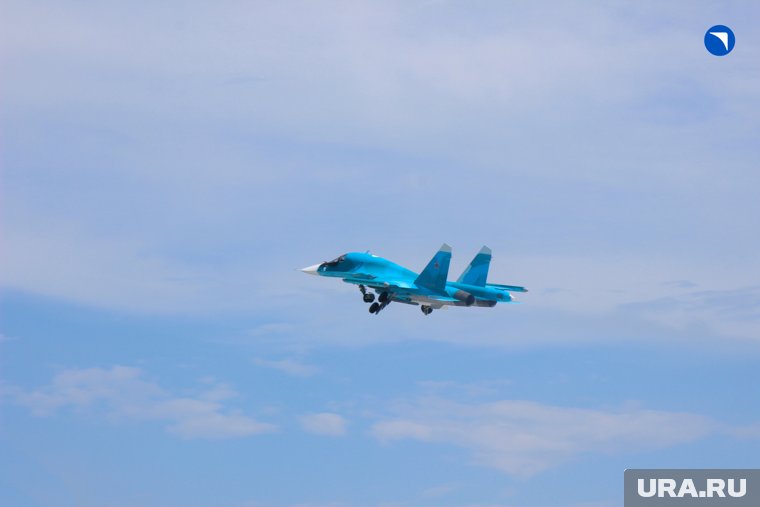 СУ-34 сбросил бомбу со сверхмалой высоты