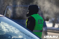 Полицейские помогли водителю, который заглох на трассе в Советском районе