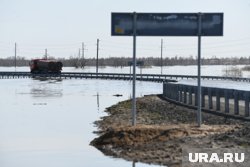 Вода в реке Обь поднимается на несколько сантиметров  в день 