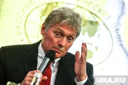 Киев затягивает сроки по третьему раунду переговоров с РФ, считает Песков