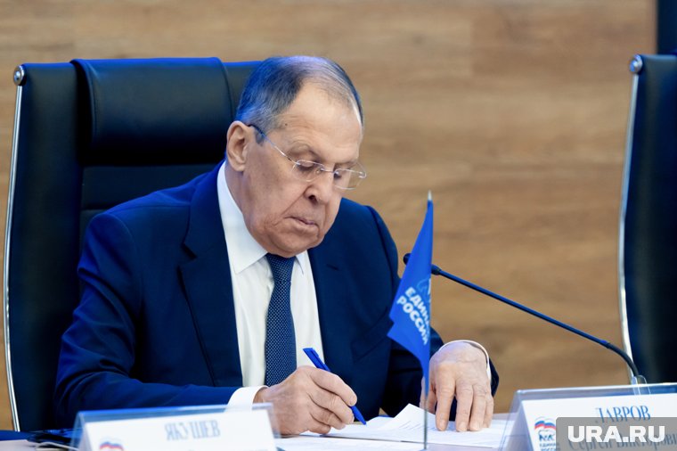 Лавров отправится в столицу Малайзии
