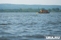 В ХМАО за миллионы рублей продают дома на воде 