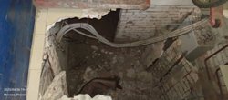 В Лефортово в жилом доме обвалился пол в подъезде на первом этаже