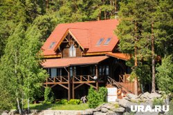 Сейчас коттедж площадью в 100 «квадратов» можно арендовать за 70 тысяч рублей
