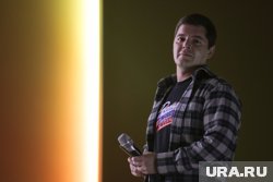 Девочка из Надыма попросила новый  у Дмитрия Артюхова новый зал для занятий танцами 