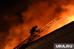 Пожарные потушили загоревшуюся трехкомнатную квартиру