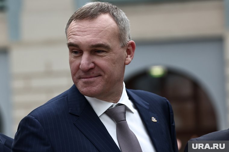 Торжественная церемония с Кухаруком прошла у монумента «Покорителям Самотлора»
