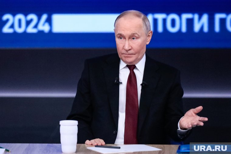 Путин поинтересовался, почему в Белоруссии закончился картофель