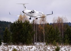 Максимальная взлетная масса CRJ700 — 32,9 тысячи килограммов