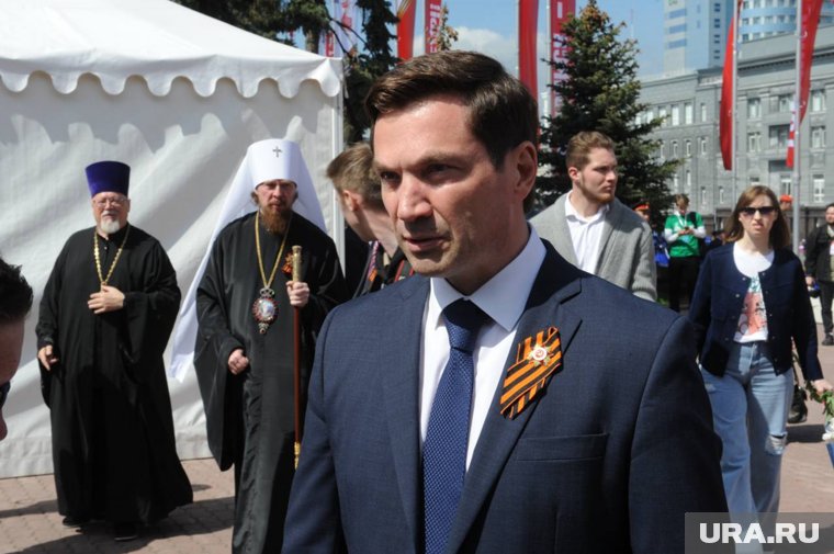 Алексей Лошкин поздравил горожан с юбилеем Великой Победы