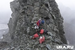 Даже летом в горах по ночам холодно