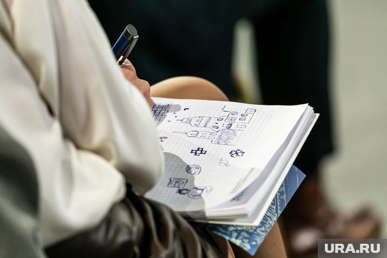 Каракули помогают снять напряжение, развивают воображение и креативность