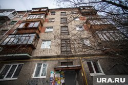 Распространители наркотиков делают «закладки» в подъездах и дворах многоквартирных домов