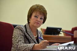 По данным следователей, Федотова инициировала привлечение кредитов для нужд региона на сумму 12 млрд рублей по завышенным ставкам