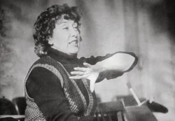 Актрисы не стало на 96-ом году жизни, сообщили в пресс-службе ГИТИСа