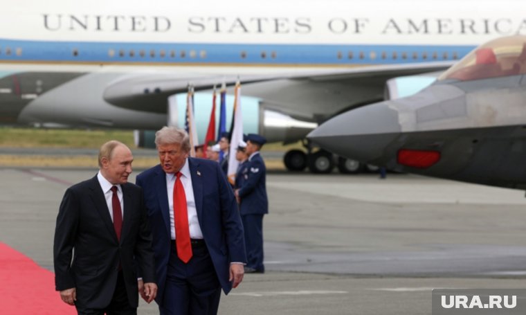 Путин встретился с Трампом на Аляске 15 августа