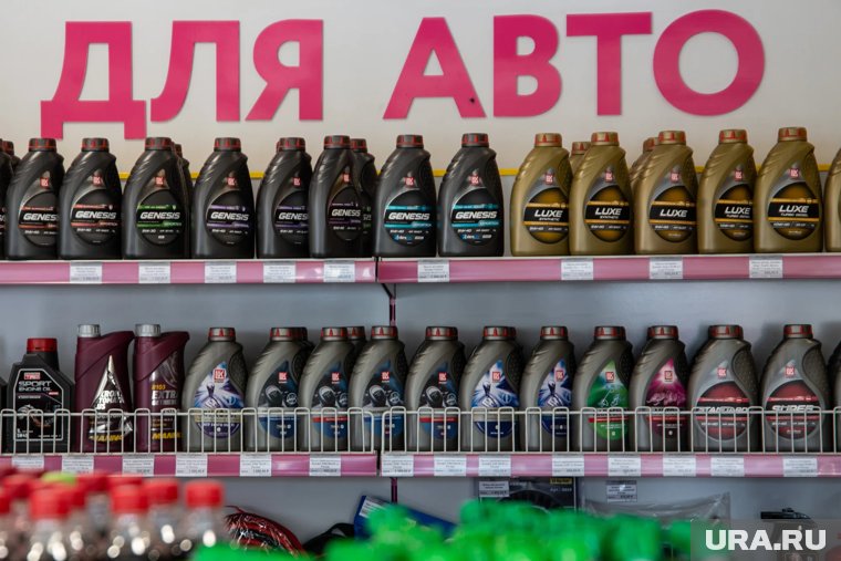 В августе средний чек на покупку моторного масла составил тысячу рублей