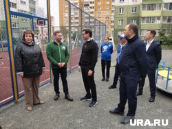 Лошкин во время рабочего визита в Тракторозаводской район