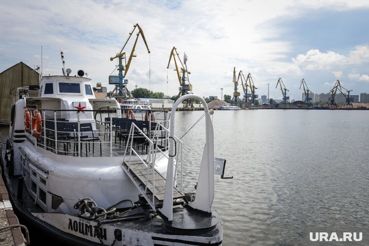 В РФ изменились особенности захода судов в морские порты страны