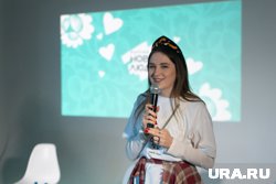 Кокошник, яркие наряды и любовь к оверсайзу подчеркивают неповторимый стиль Горячевой