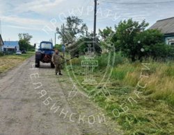 Мальчик угодил под роторную пилу