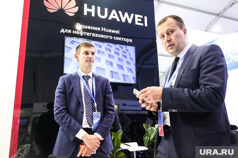 Huawei заподозрили в коррупции