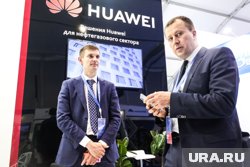 Huawei заподозрили в коррупции