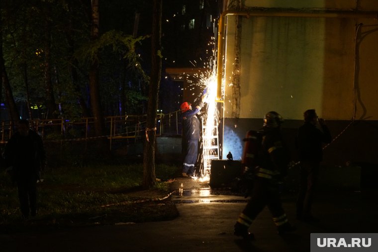 Пожарным удалось потушить огонь в доме