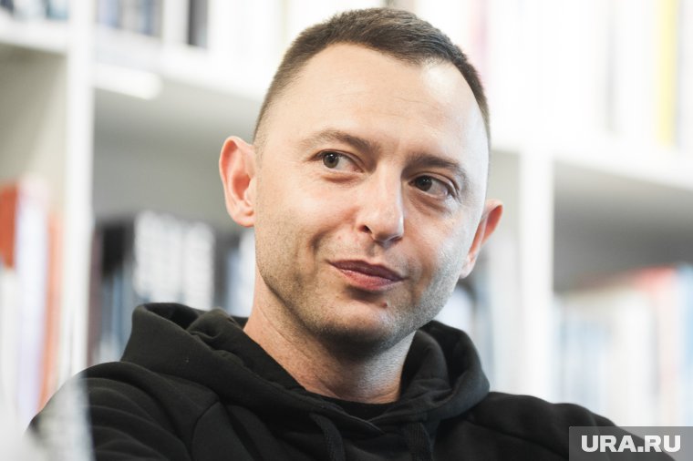 Рома Зверь передал привет Кургану