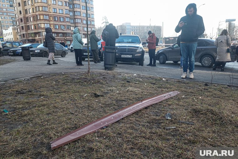 Киев спланировал атаку дронами из-за отчаянного положения ВСУ в курском приграничье, считает военный эксперт