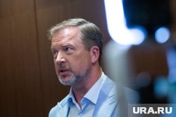 Директор телеведущего ничего не знает о долгах звезды