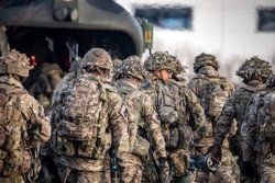 НАТО может провести военные учения на границе РФ в качестве ответа, пишет FT