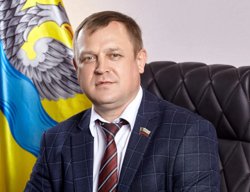 Денис Батурин выдвинут от партии КПРФ